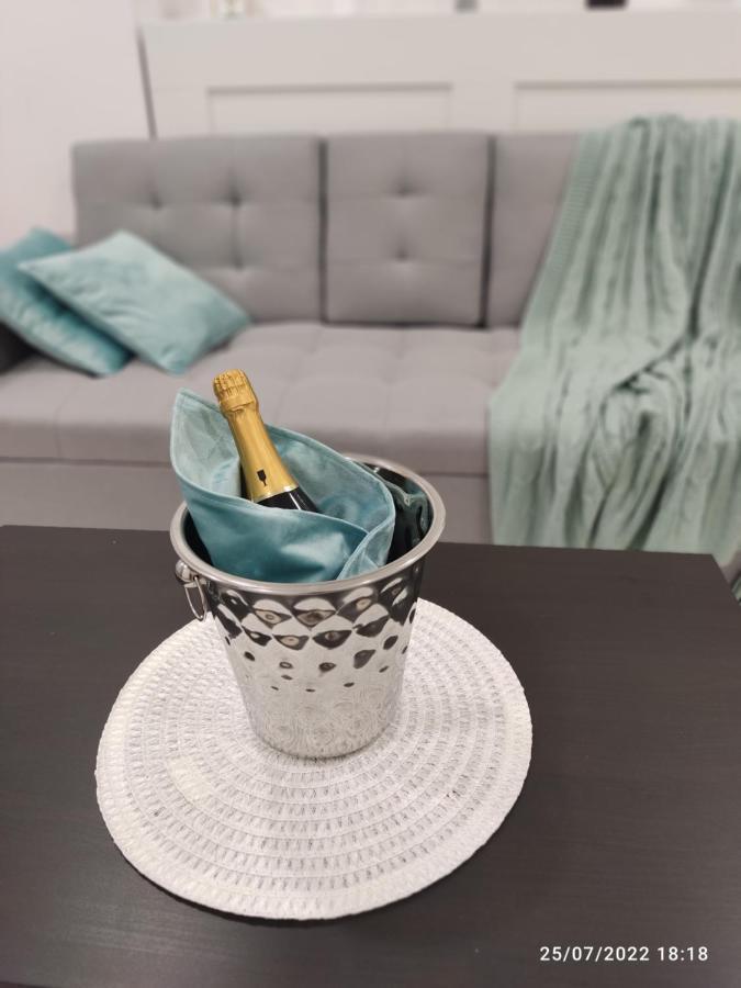 Apartmán ! Tiffany ! Cinema - Metro 5 Min - 70Mq Milán Exteriér fotografie